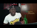 iTzRease shows Chat his Horrendous Hooping Skills