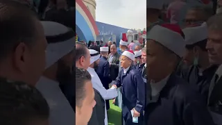 طلبة الأزهر و الشيخ مشاري راشد العفاسي 