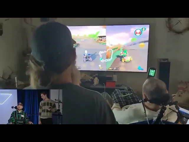 Ноланд Арбо с чипом Neuralink играет в Mario Kart