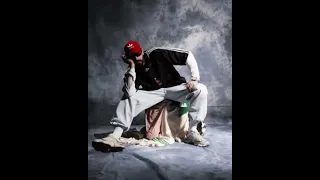 ابو الانوار  مش شايف حد قدامه    دندنها