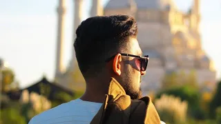 هاي اول مرة بعمري اشوف انسان عيونه امان 