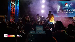 joe boy joins mayorkun on stage at t m o l fest