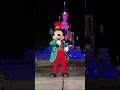 Download Lagu Mickey and Minnie jump into Christmas from Halloween!