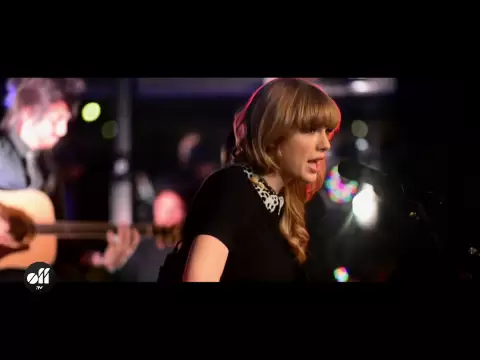 Download MP3 OFF LIVE - Taylor Swift \