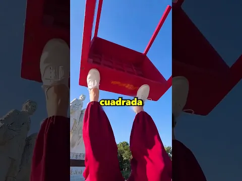 Por qué los malabares con los pies son increíblemente peligrosos 😳