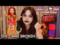 She s BROKEN Monster High G3 Skulltimate Secrets Neon Frights Toralei Stripe Doll Review Unboxing