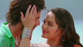sonakshi sinha hot in saree
