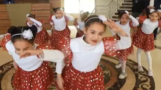 أنشودة أهلا بكل الحاضرين مكتوبة بناء على طلب الاعضاء 