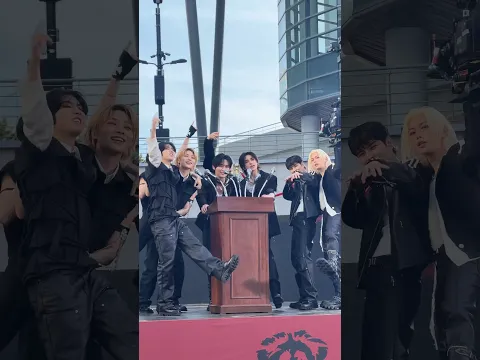 18. Stray Kids Video