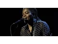 Download Lagu Tracy Chapman - Stand by Me (Live on Letterman 2015)