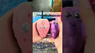 another squishy crack!! #oddlysatisfying #wax #asmr #relax #squishy #gsycandles