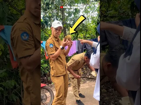 Guru dan murid ini mendapatkan kejutan yang tak terduga