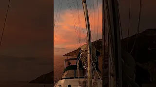 Looking back at sunrises like this. Cannot wait to get back on the water and show Jack the world ⛵