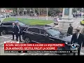 Lagu Nicușor Dan le-a făcut cu mâna și i-a salutat pe cei care l-au huiduit la Iași