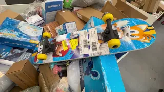 Flipping items on five dollar day at bin store