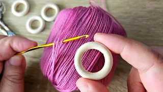 لن تصدقي ماذا صنعت بهذه الحلقة مع فن الكروشي 😍  فكرة كروشيه سهلة   Crochet Idea with Rings & Yarn