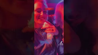 رشا جنيد ك اختك يلي في بالي 