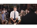 Trudeau answers English question in French because we re in Quebec
