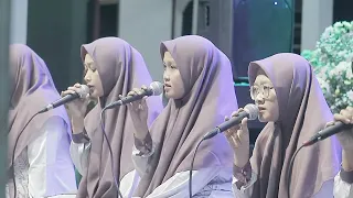 Download ADDINU LANA - Voc. Faizah - Majlis Tahlil Nurul Iman, Malang MP3