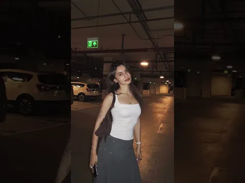 The parking lot photoshoot beats a studio