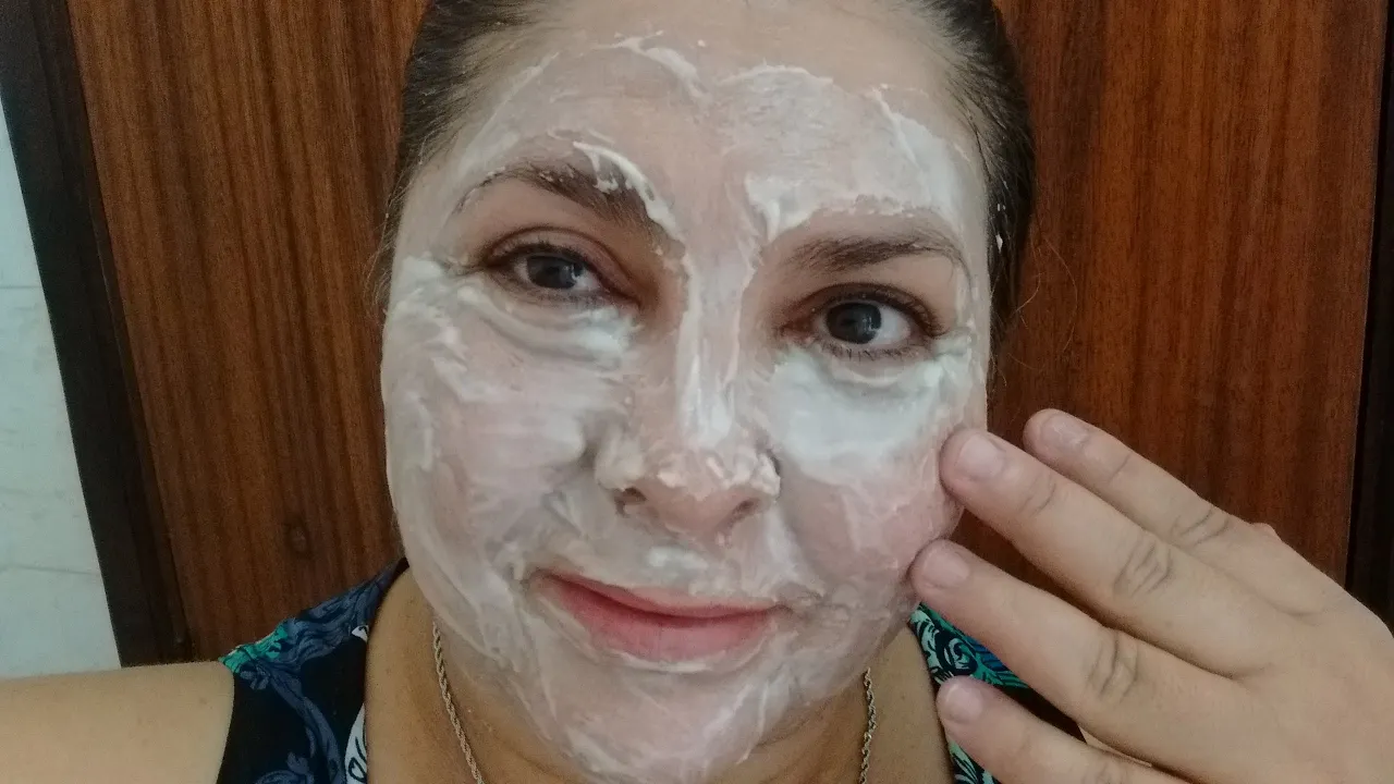 QUANDO SOUBER O QUE USEI PARA APAGAR MANCHAS DO ROSTO VAI QUERER FAZER O MESMO!