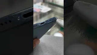 كيف تنظف سماعات الآيفون ويرجع الصوت ممتاز 