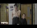 Download Lagu YUNGBLUD - Lowlife (Behind The Scenes)