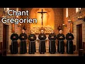 Lagu Prière grégorienne au monastère – Silence, lumière et présence divine