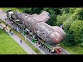 Download Lagu Submarine Heavy Haulage: U17 Squeezes Through Narrow Streets - Part 3