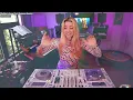 Download Lagu HANA ROOM 194 - Chill Mix in the HANA Room NOV.5.2024