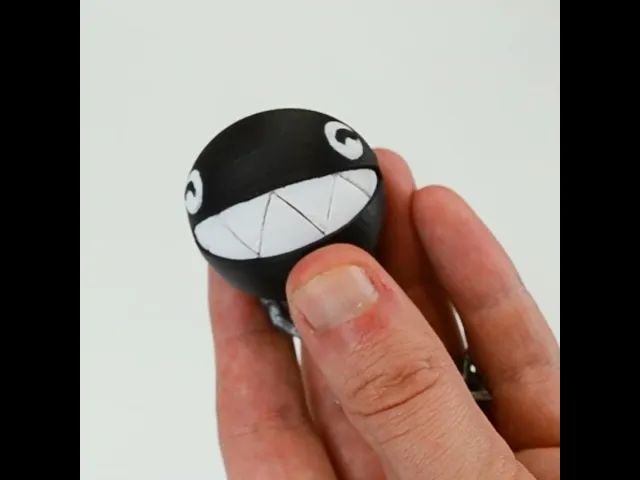 Chomp Keychain With Movable Jaw video thumbnail