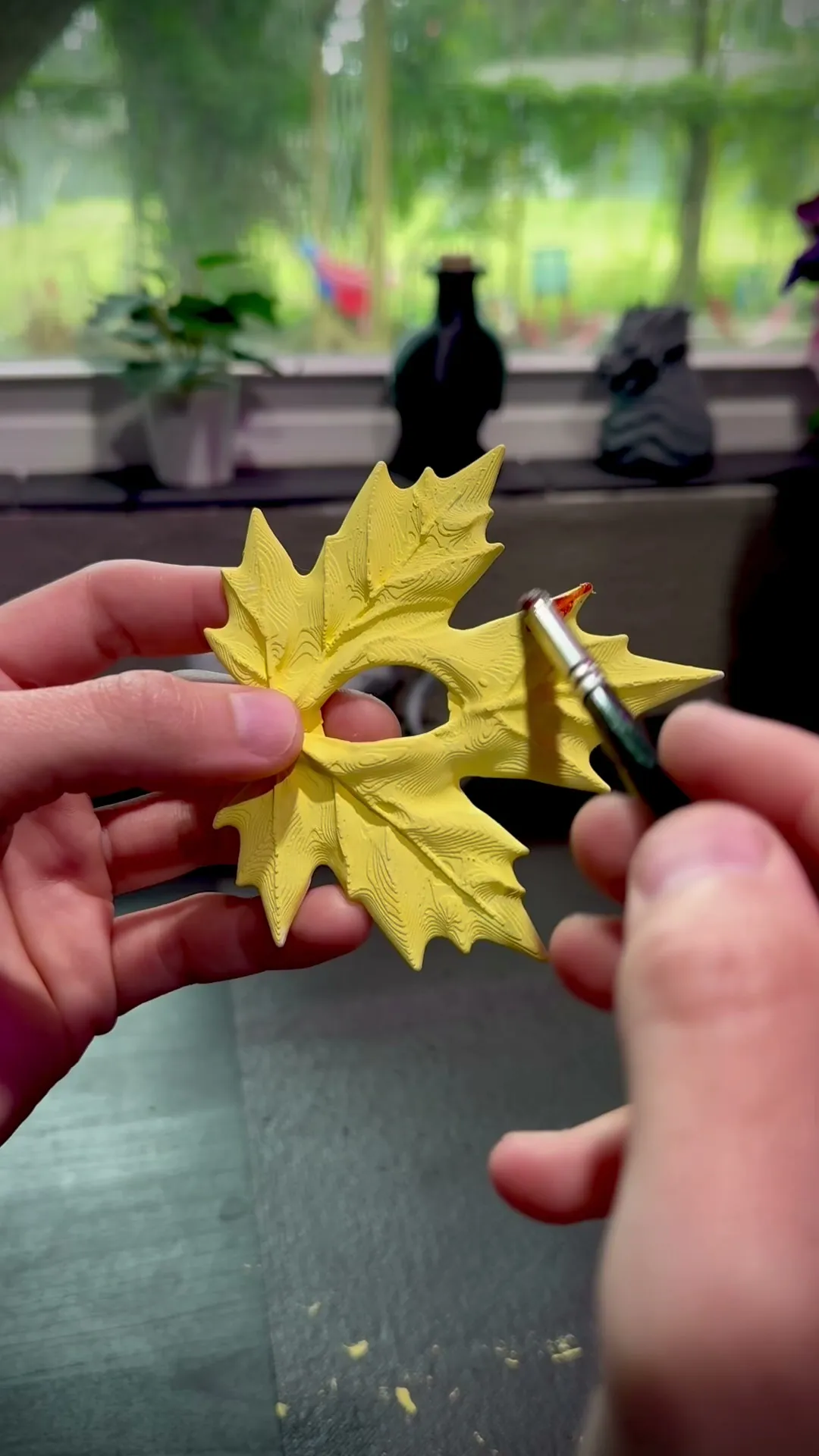 The all seeing leaf