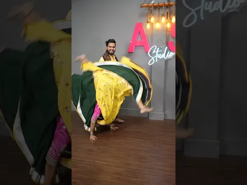 लड़की ने किया गजब का स्टण्ट #fortuner #shorts #viralvideo #dance #trending #ytshorts