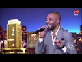 أداء مميز من الفنان تامر عاشور في أغنية (تسلم)