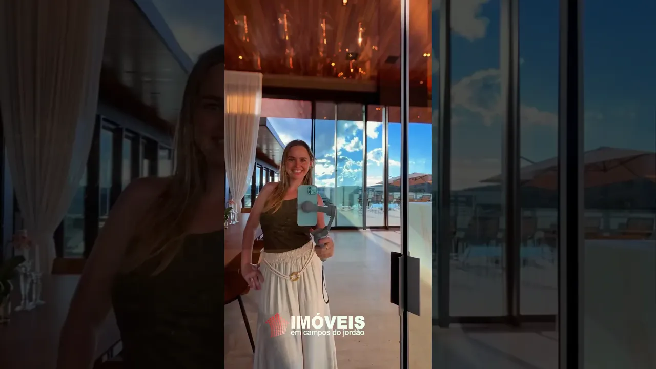 Video do Imóvel: Luxo e modernidade em Campos do Jordão. Com 11 suítes, heliponto, piscinas e até pista de boliche.