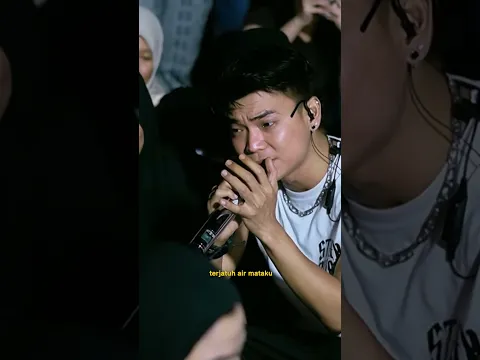 Ku menyanyikan lagu ini untuk ibu yang merindukan almarhum suaminya