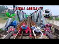 Lagu Bros 8 Spider-Man Meets Lirilì Larilà \u0026 Capuccino Assassino on the Abandoned Bridge (Surprise POV)