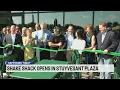 Shake Shack opens in Stuyvesant Plaza