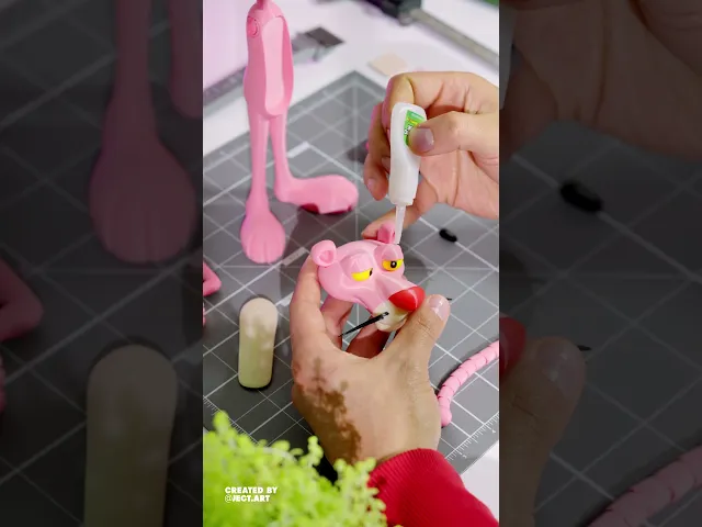 Pantera Rosa Articulada y Flexible video thumbnail