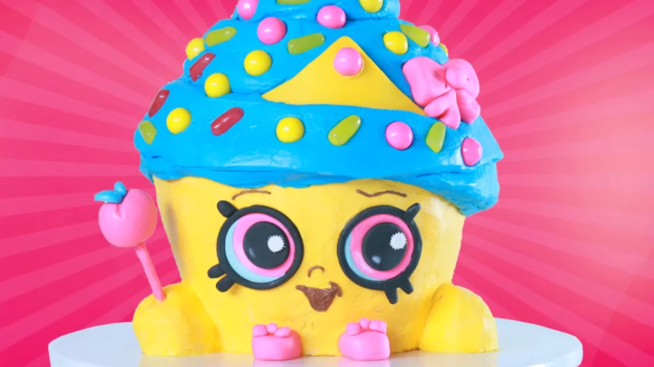 SHOPKINS CUPCAKE QUEEN CAKE - NERDY NUMMIES