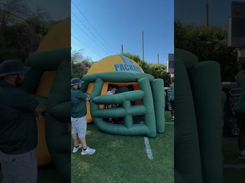 Our boys are SHOWING OUT this year! 🥹🏈💚💛 #thekelleyfamily