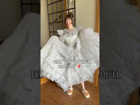I challenged myself to do something totally out of the box with this old wedding dress 🎈🎈