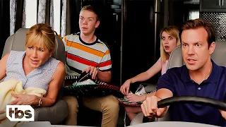 the millers cross the us mexico border clip we re the millers tbs