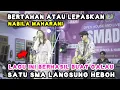 Download Lagu BERTAHAN ATAU LEPASKAN - NABILA MAHARANI (LIVE NGAMEN MALANG) | TRI SUAKA \u0026 NABILA MAHARANI