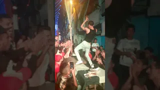 احلى رقص على مهرجان حبك يطفي النار طارق كارثة 