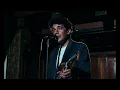 Windser - Shut Up and Kiss Me