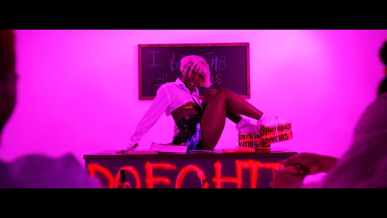 Doechii - Yucky Blucky Fruitcake (Official Music Video) Doechii - Yucky Blucky Fruitcake (Official Music Video)