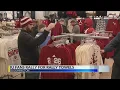 Thousands of IU fans show up for national championship rally towel giveaway