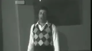 أبلتى أبلتى أمى بتسلم عليكى وبتقولك ملينى واحده وحده 