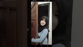 ameliaputri jepit pintu live tiktok 